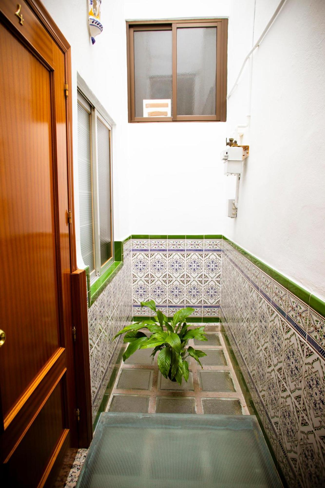Pension Dulces Suenos Sevilla Exterior foto