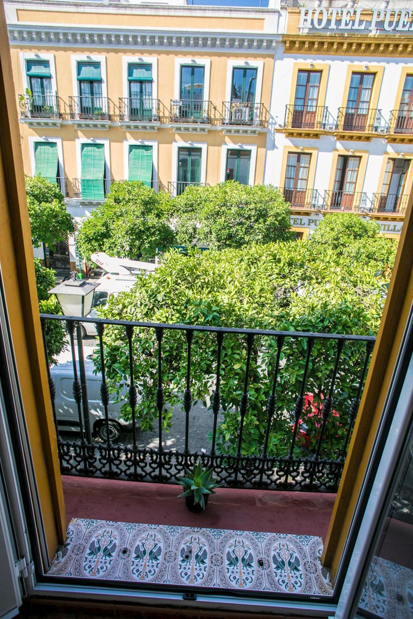 Pension Dulces Suenos Sevilla Exterior foto